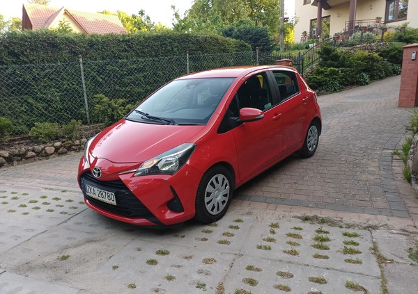 Toyota Yaris cena 31500 przebieg: 179500, rok produkcji 2015 z Gdynia małe 154